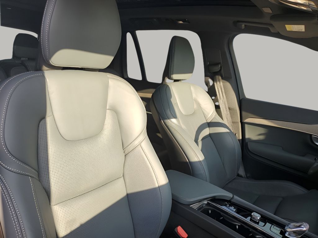 Used Car 2024 Volvo Xc90 Recharge Plug-in Hybrid  Ultimate For Sale Under $50,000 In Austin, Texas