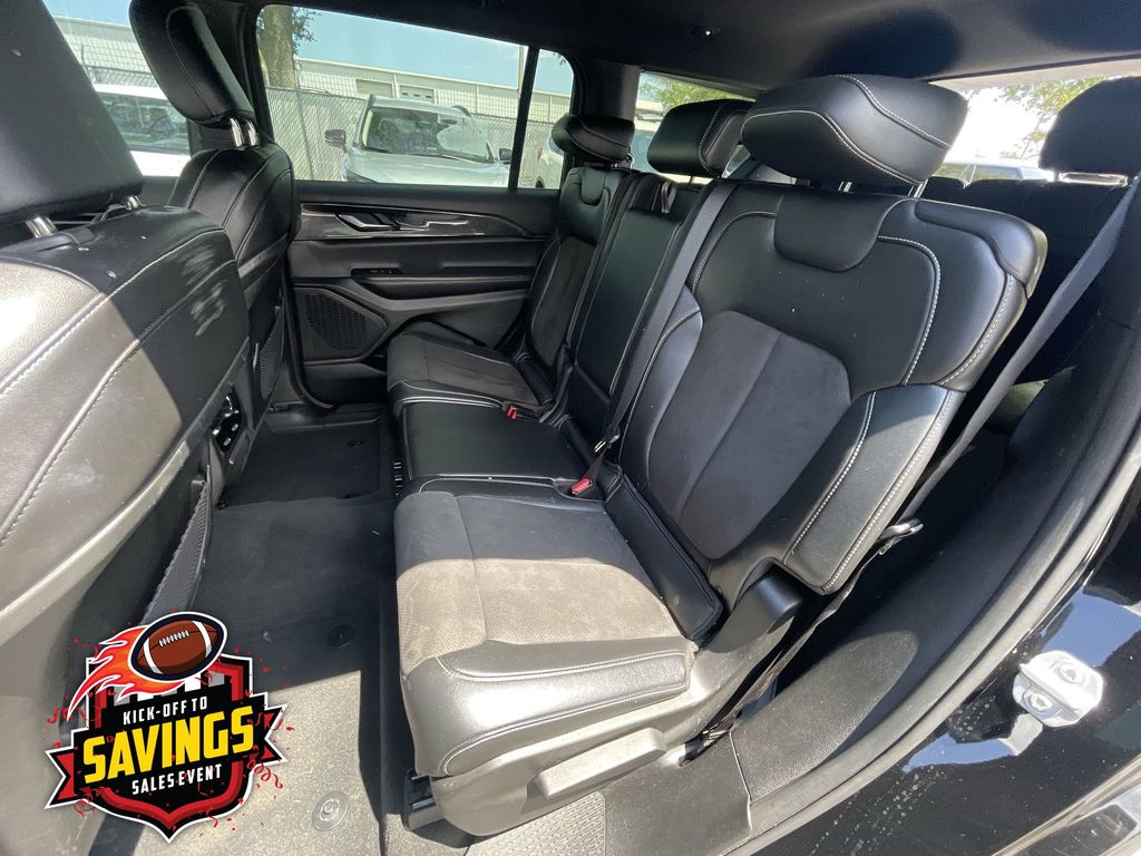 Used 2023 Jeep Grand Cherokee L SUV