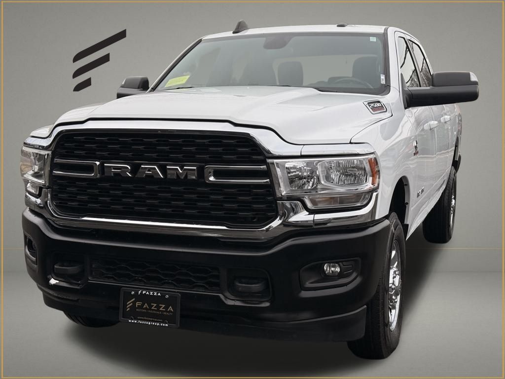 2022 RAM 2500 Big Horn Crew Cab 4WD