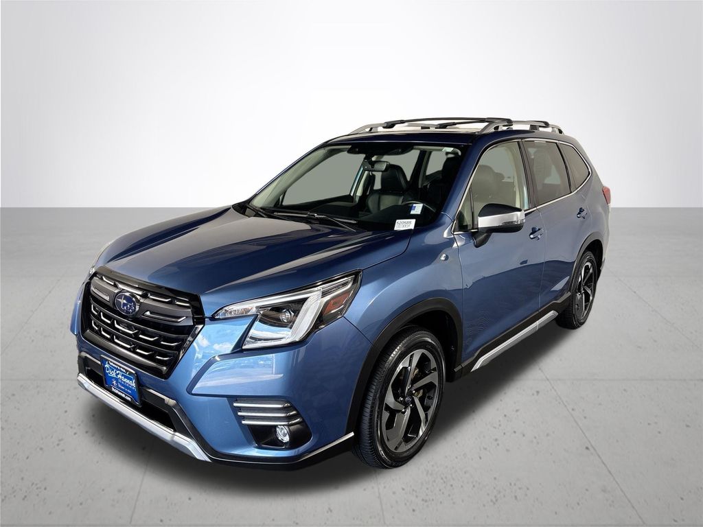 2023 Subaru Forester Touring