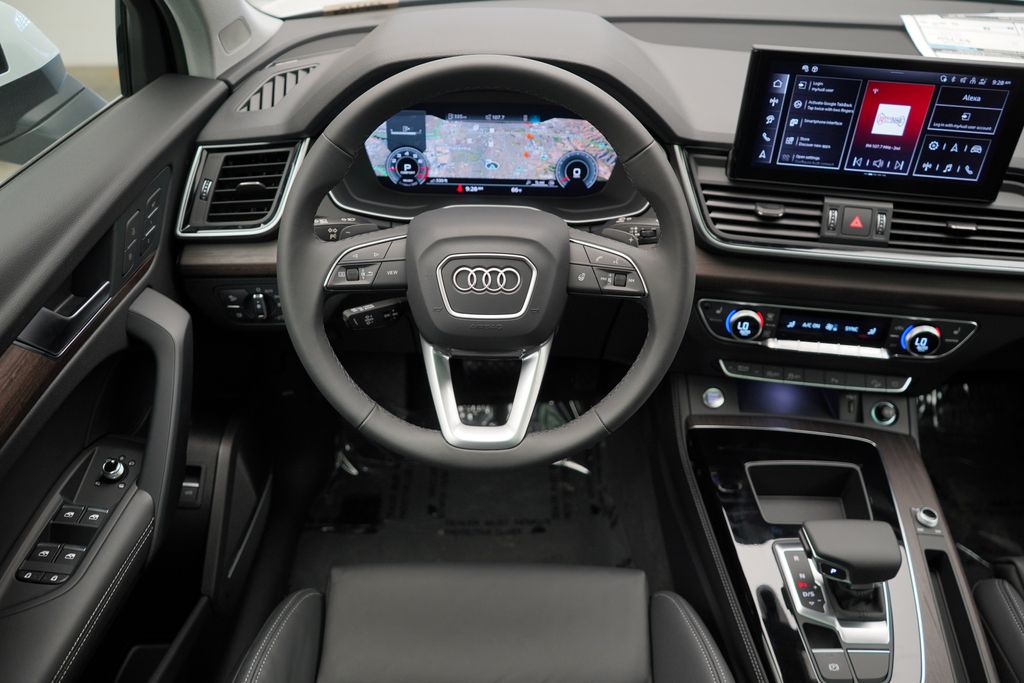 2024 Audi Q5  11