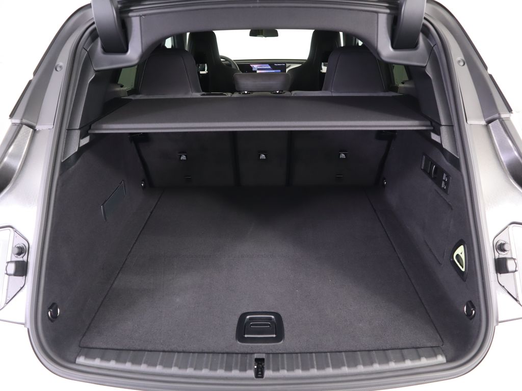 Thumbnail: 2026 BMW iX - 29