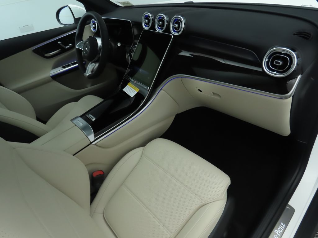 Thumbnail: 2026 Mercedes-Benz GLC - 18