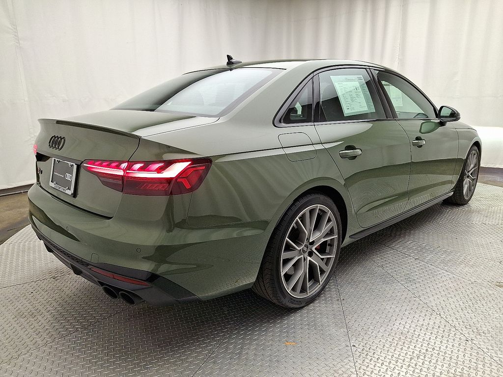 Thumbnail: 2023 Audi S4 - 4