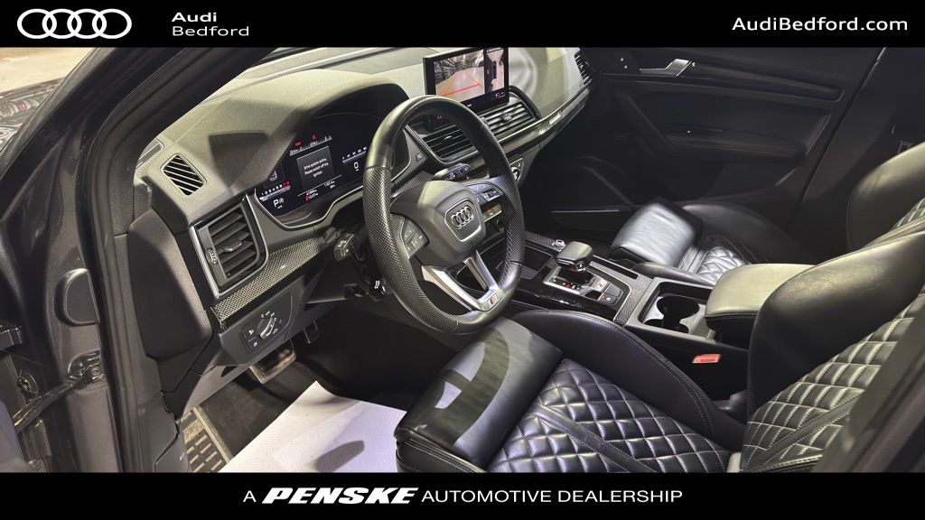 Thumbnail: 2023 Audi SQ5 - 11