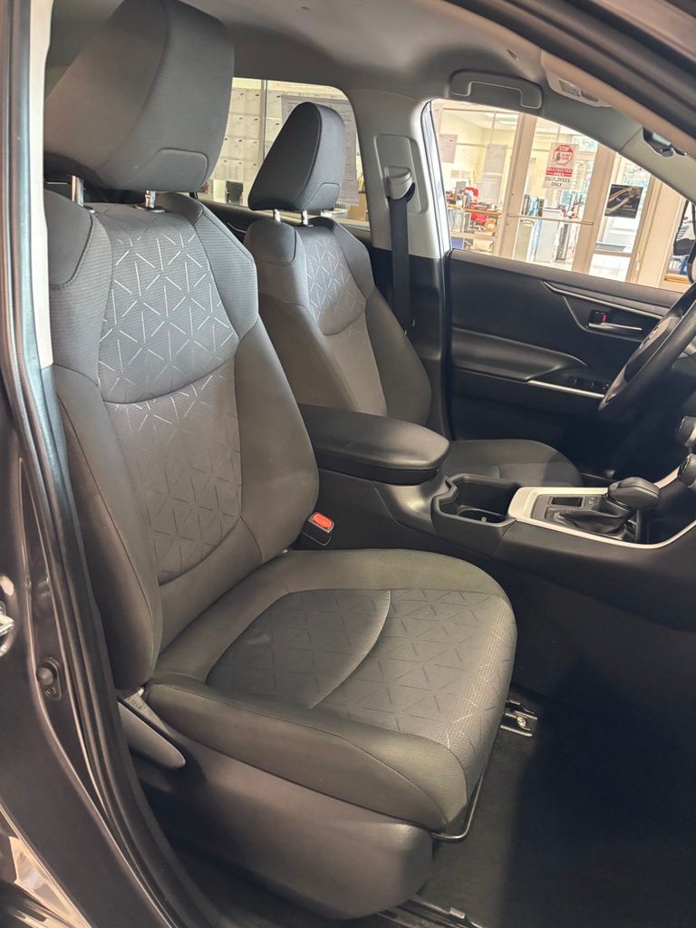 Used 2025 Toyota RAV4 SUV