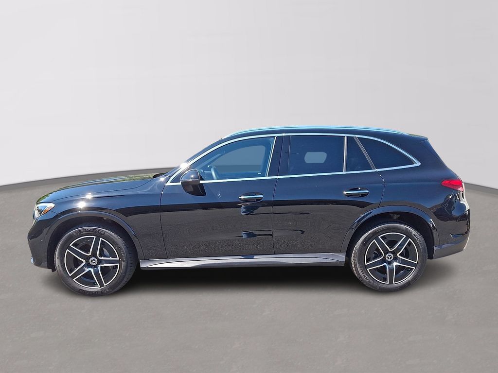 Thumbnail: 2026 Mercedes-Benz GLC - 7