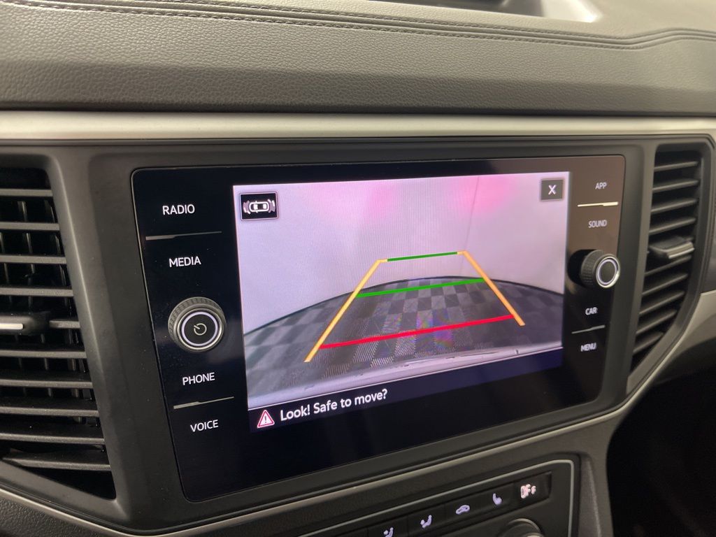 Thumbnail: 2021 Volkswagen Atlas - 30