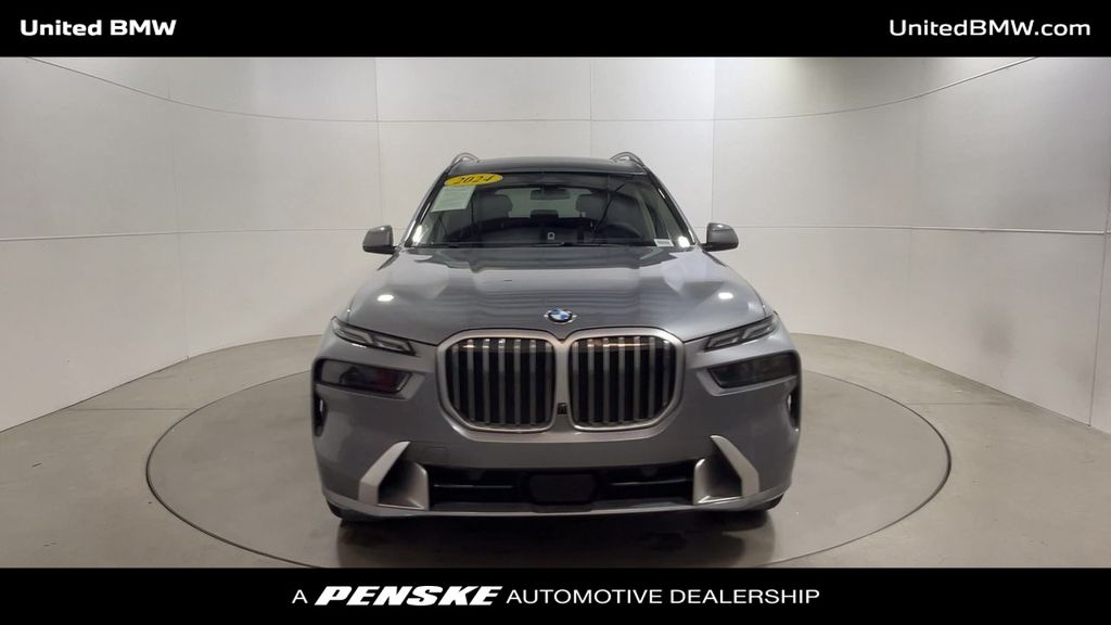 2024 BMW X7 xDrive40i 3