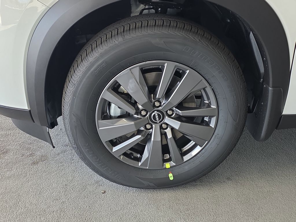 new 2026 Nissan Pathfinder car, priced at $33,008
