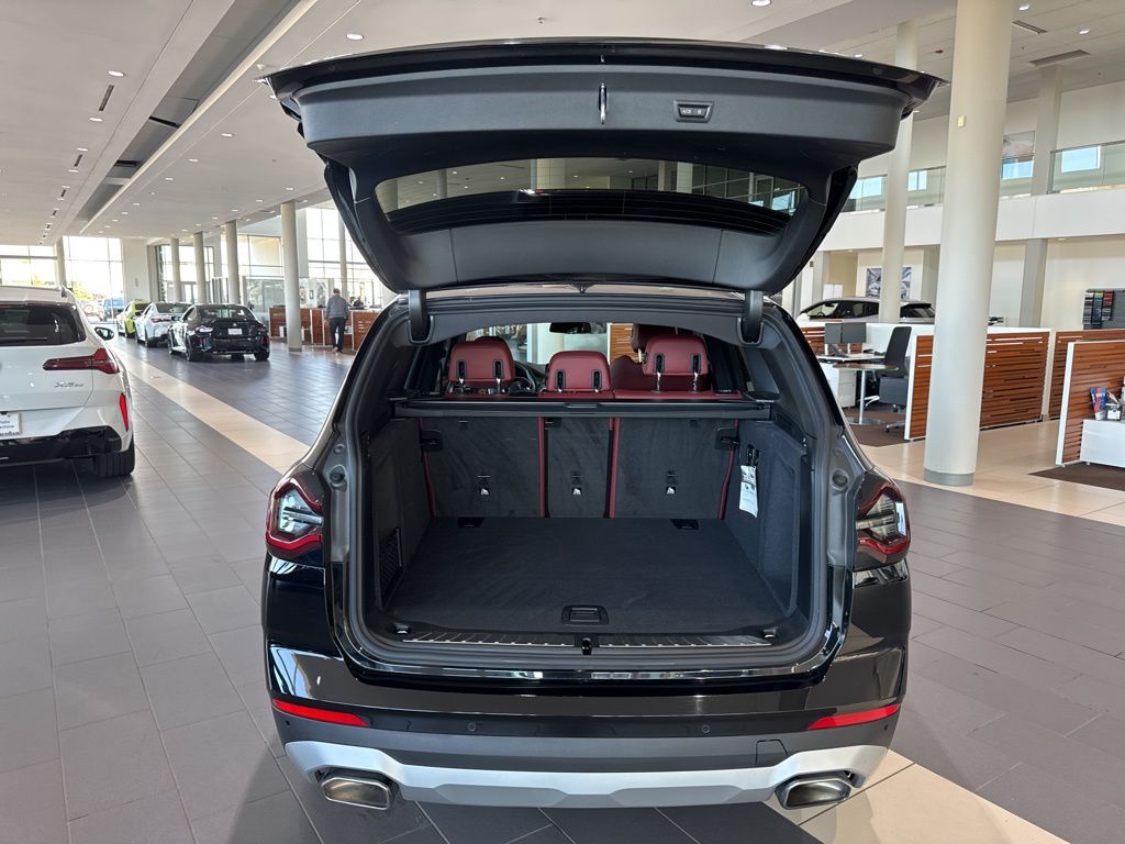 Thumbnail: 2024 BMW X3 - 9