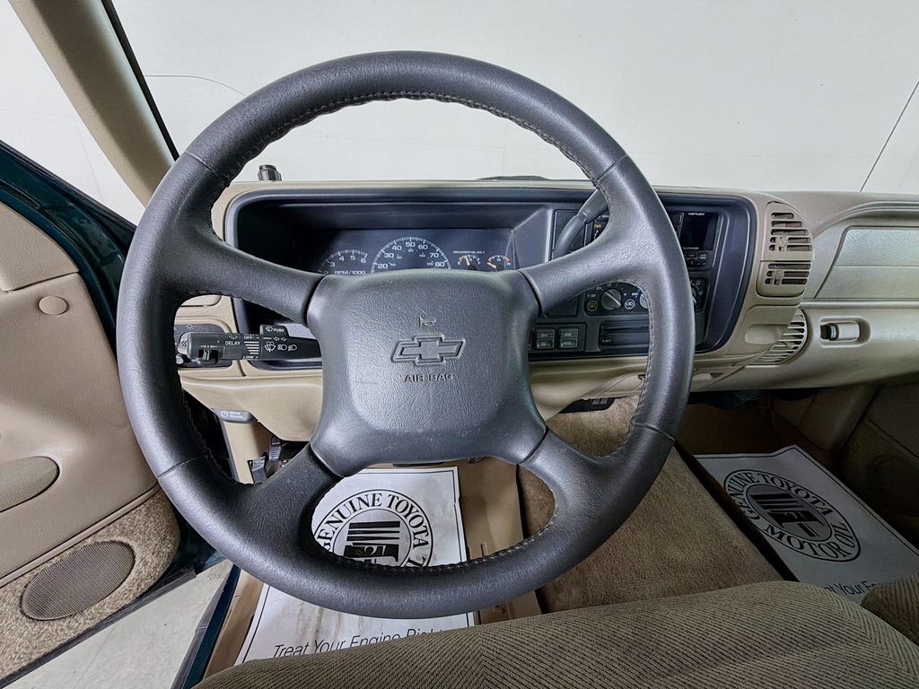 Used 1998 Chevrolet Tahoe SUV