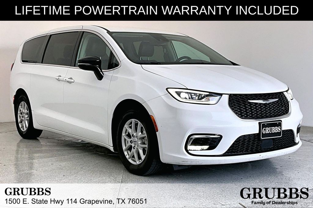 2024 Chrysler Pacifica Touring L FWD