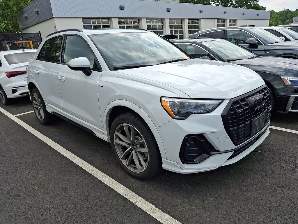 2022 Audi Q3 Premium 3