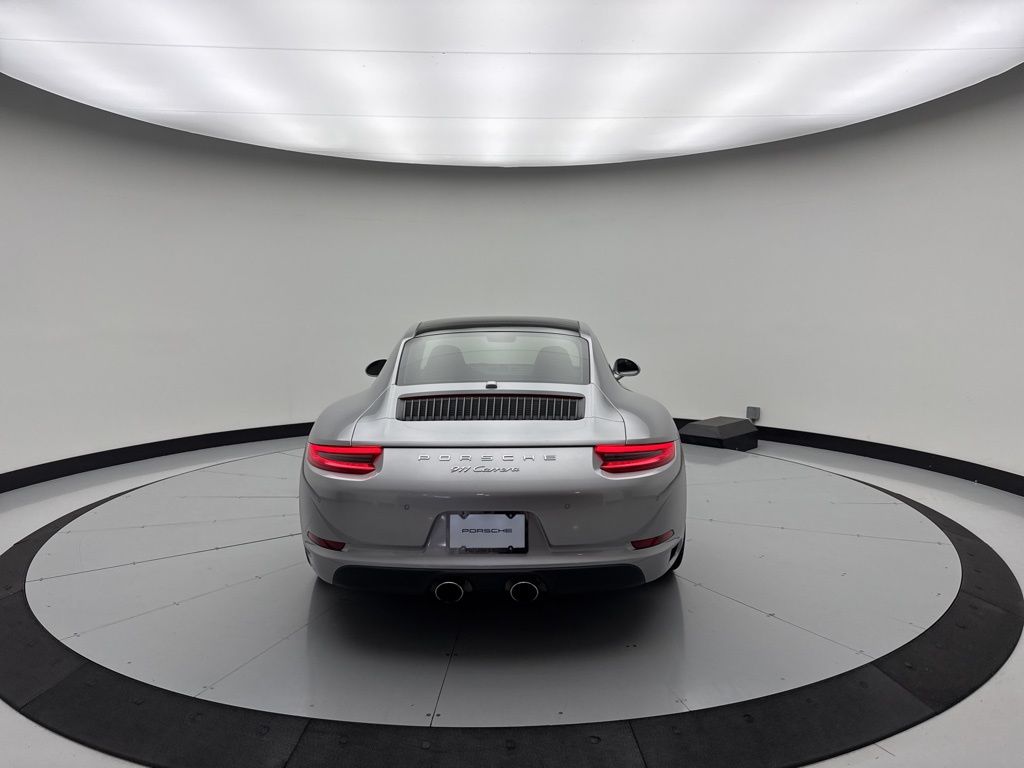 Thumbnail: 2017 Porsche 911 - 6