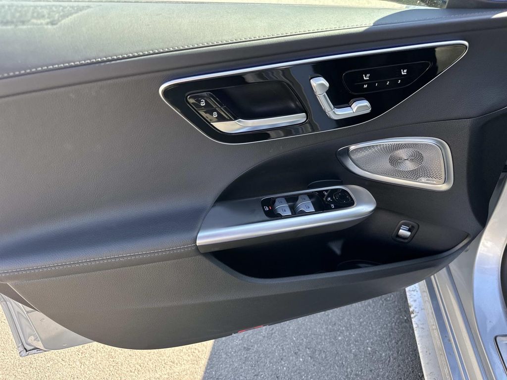 Thumbnail: 2025 Mercedes-Benz C-Class - 29