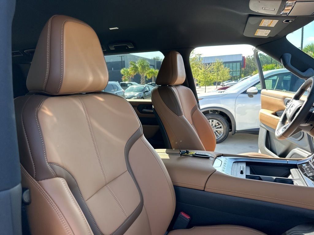 2025 Aspen White Tricoat Nissan Armada SL RWD SUV