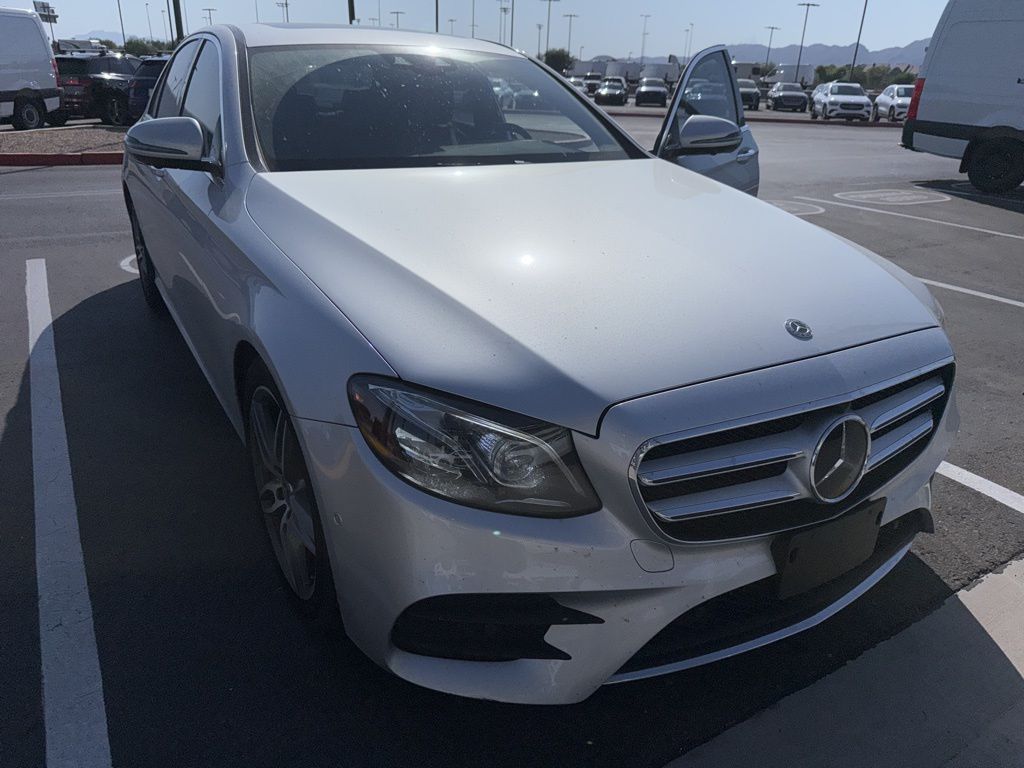 Thumbnail: 2019 Mercedes-Benz E-Class - 3
