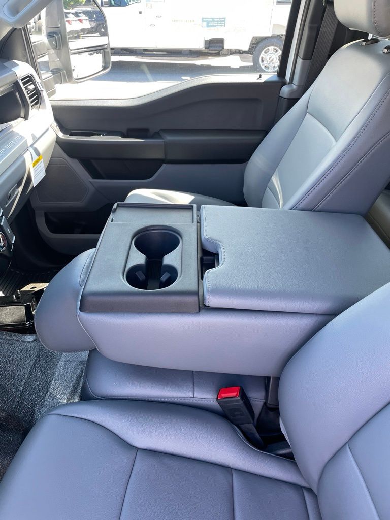 2026 Ford F-350 Chassis XL