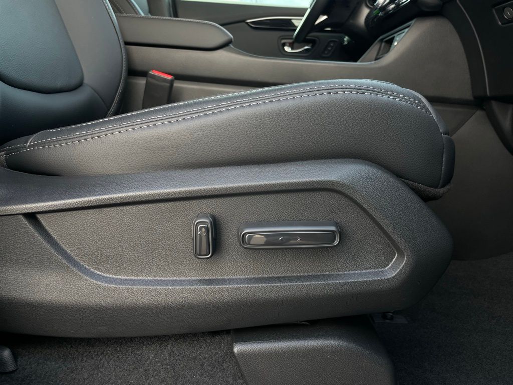 2025 Honda Pilot EX-L 30