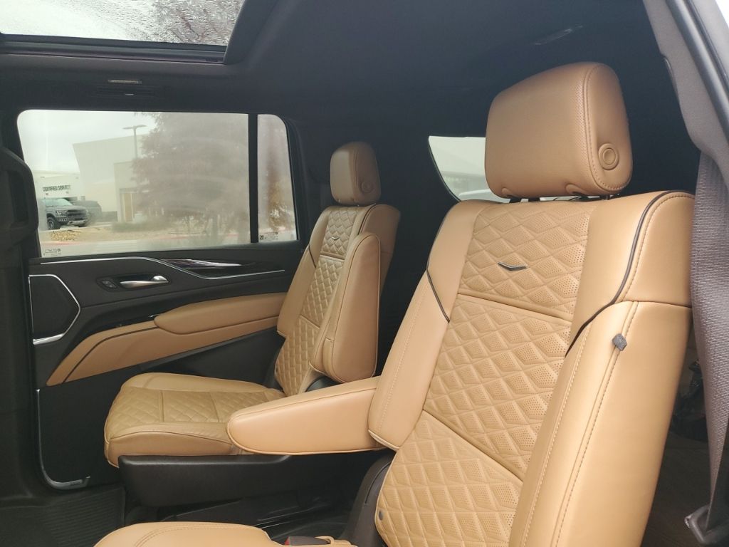 Used Car 2023 Cadillac Escalade Esv  Premium For Sale Under $70,000 In Austin, Texas