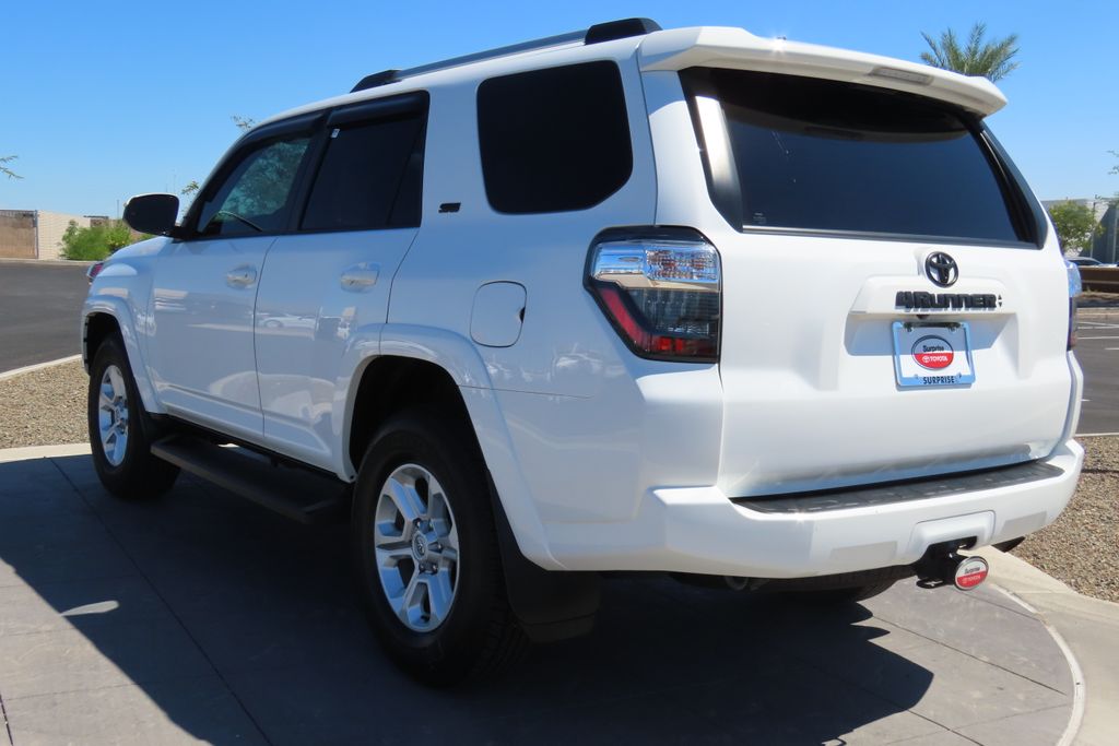 Thumbnail: 2023 Toyota 4Runner - 7