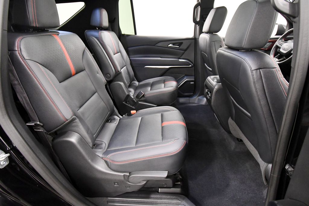 Used 2024 Chevrolet Traverse SUV