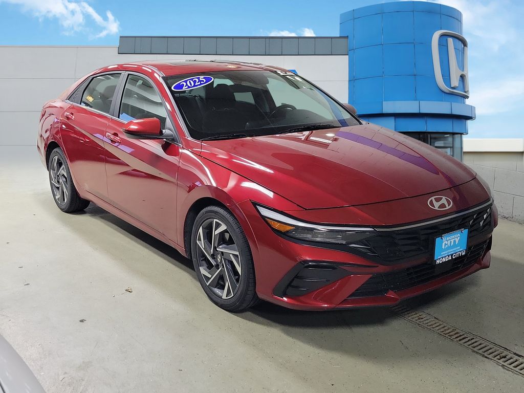 Ultimate Red 2025 Hyundai Elantra Sedan Front-Wheel Drive Continuously Variable Transmission