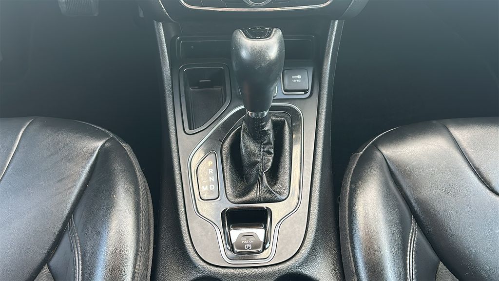2020 Jeep Cherokee Latitude Plus Gray at South Houston Nissan