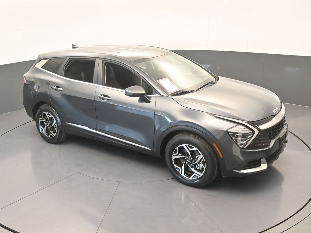 Used 2024 Gravity Gray Kia LX image 46