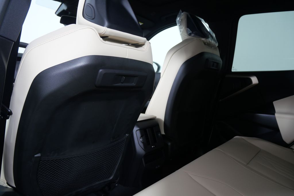 2025 BMW X3 3.0i 16