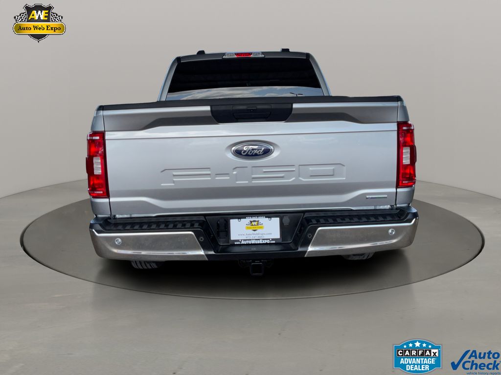 View vehicle photo 6