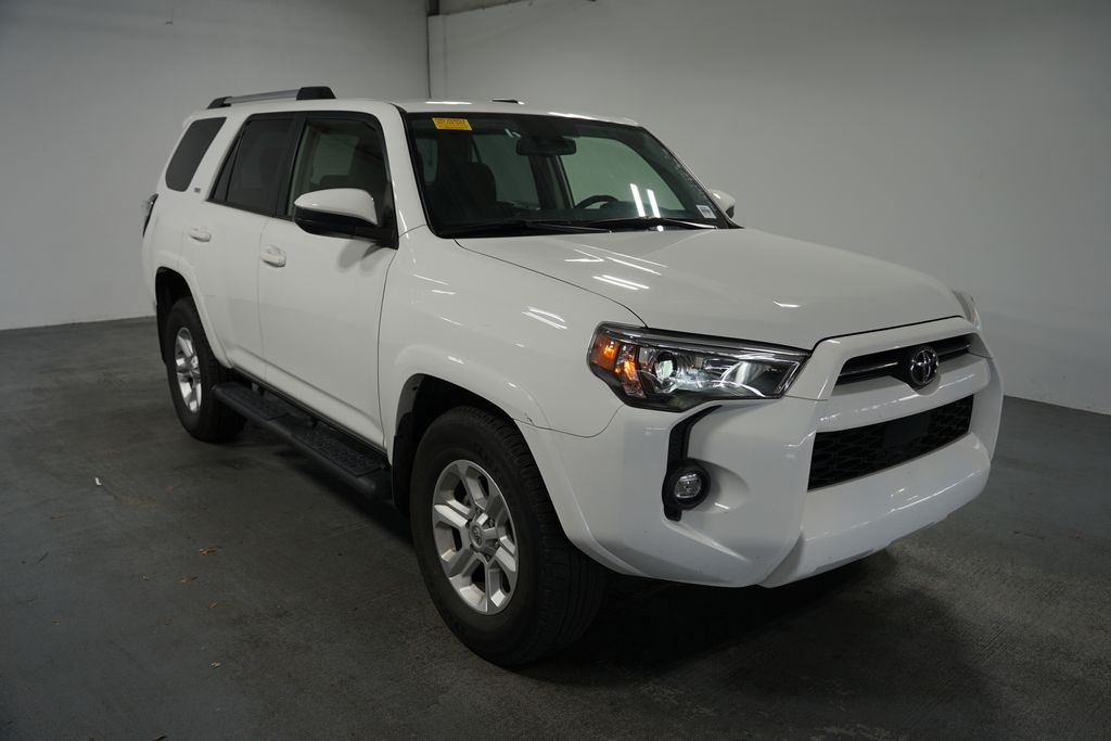 2023 Toyota 4Runner SR5 3