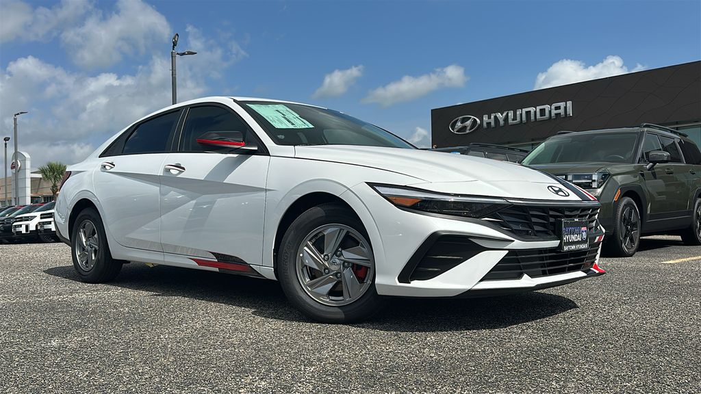 2026 Hyundai Elantra SE - 5