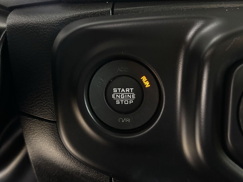 Used 2023 Jeep Wrangler SUV