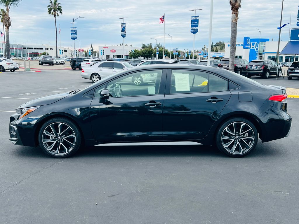 Thumbnail: 2021 Toyota Corolla - 7