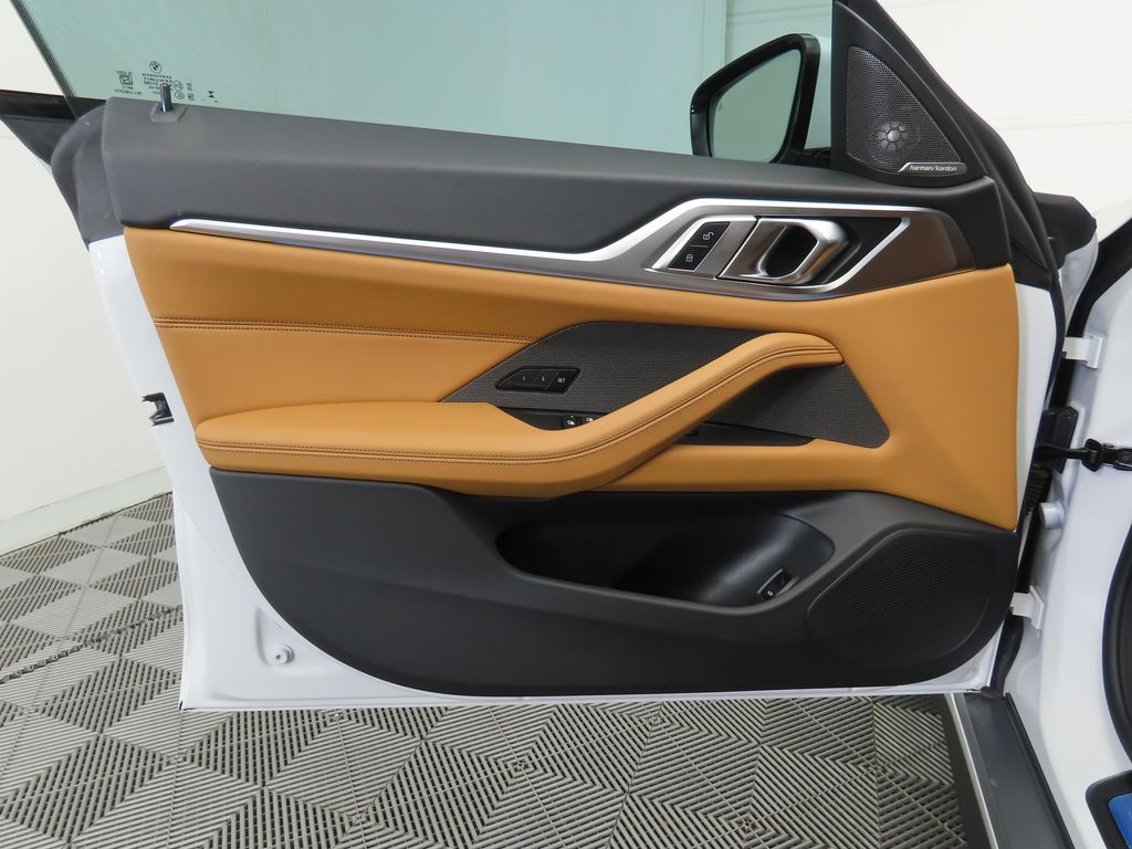 Thumbnail: 2025 BMW i4 - 23