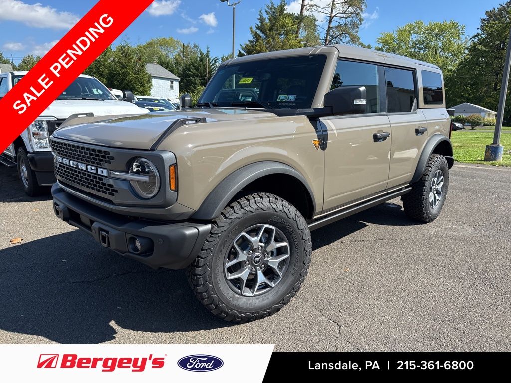 Marsh Gray 2025 Ford Bronco SUV / Crossover Four-Wheel Drive Automatic