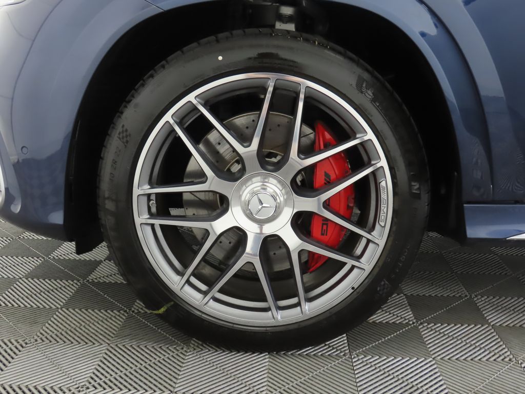 Thumbnail: 2025 Mercedes-Benz GLE - 32