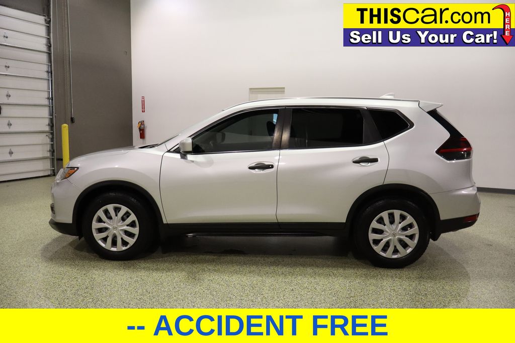 2019 Nissan Rogue S photo 4