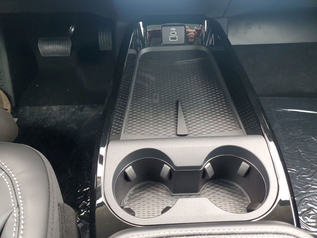 New 2026  Ford Premium image 32