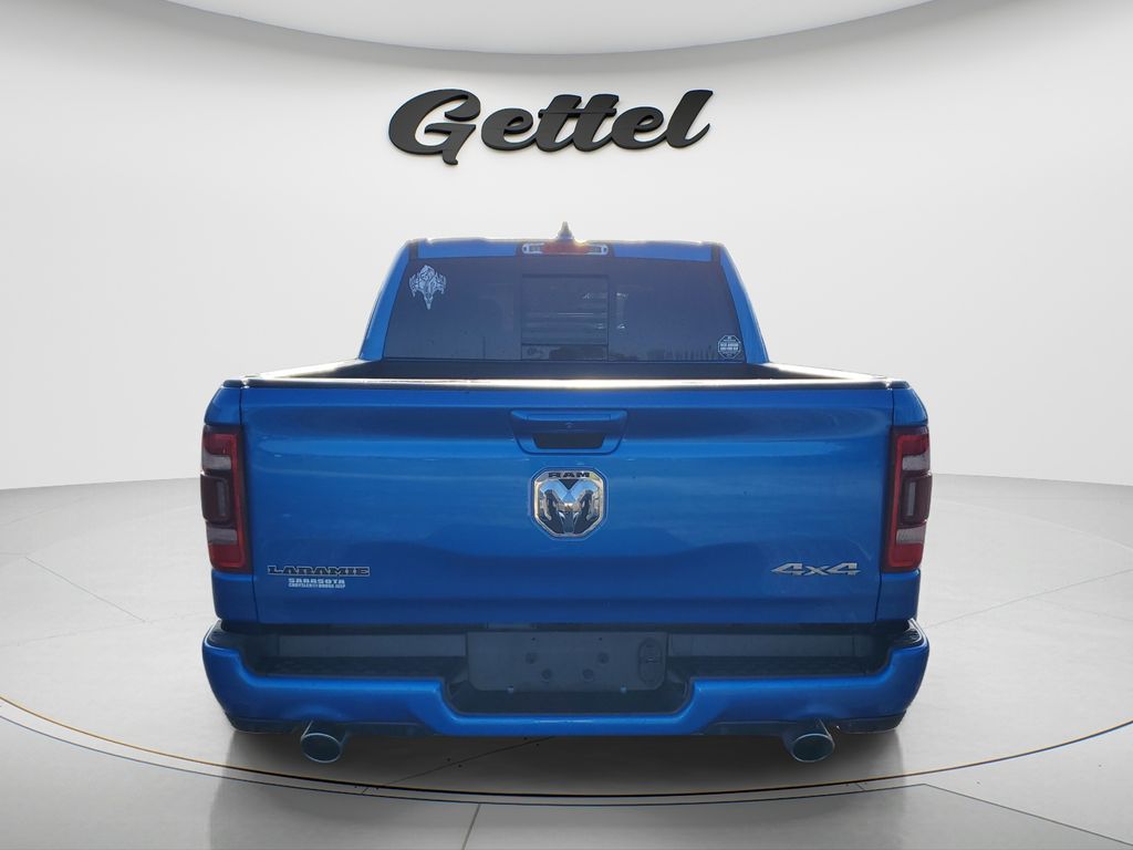 View vehicle photo 5