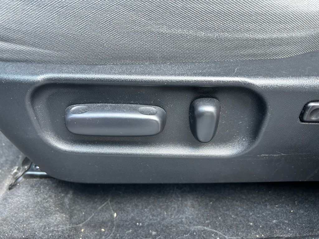 2021 Toyota Tacoma TRD Sport 21