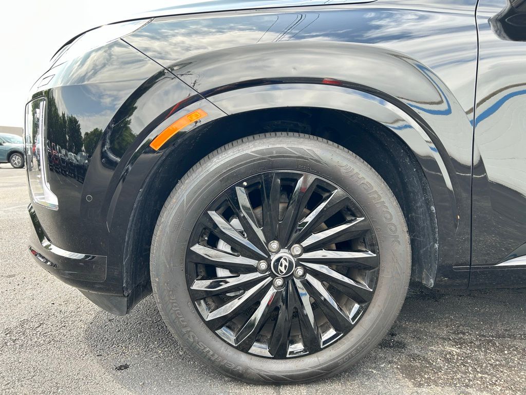 Thumbnail: 2025 Hyundai Palisade - 10
