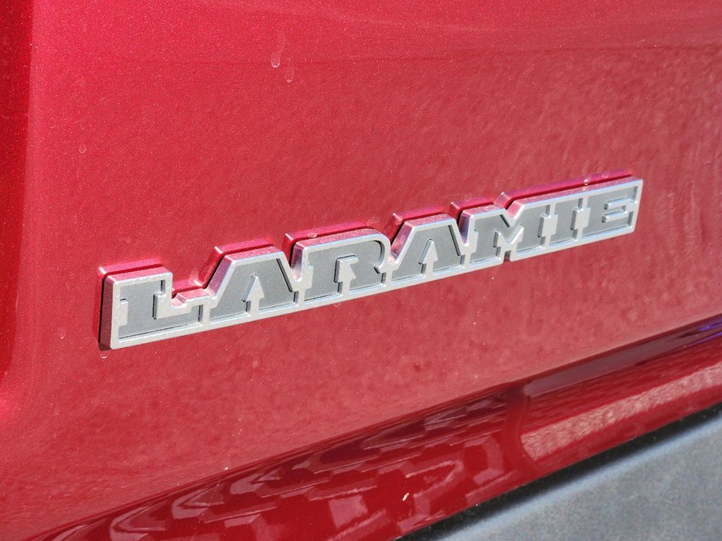 2025 Ram 1500 Laramie 8