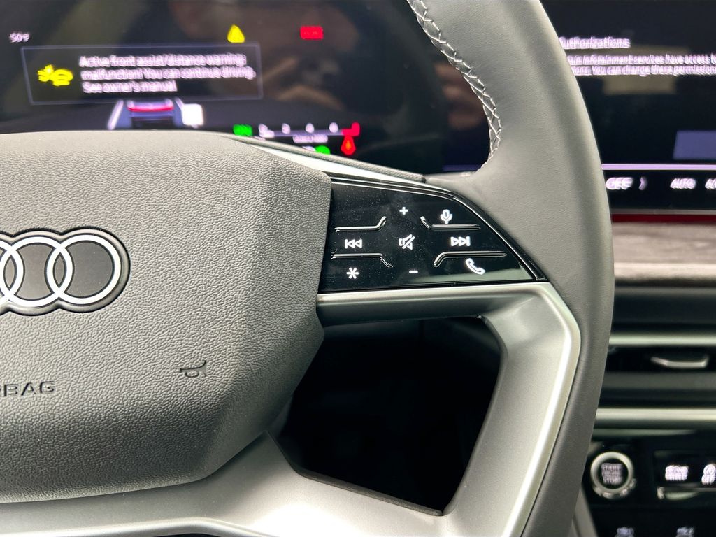 Thumbnail: 2025 Audi Q5 - 12