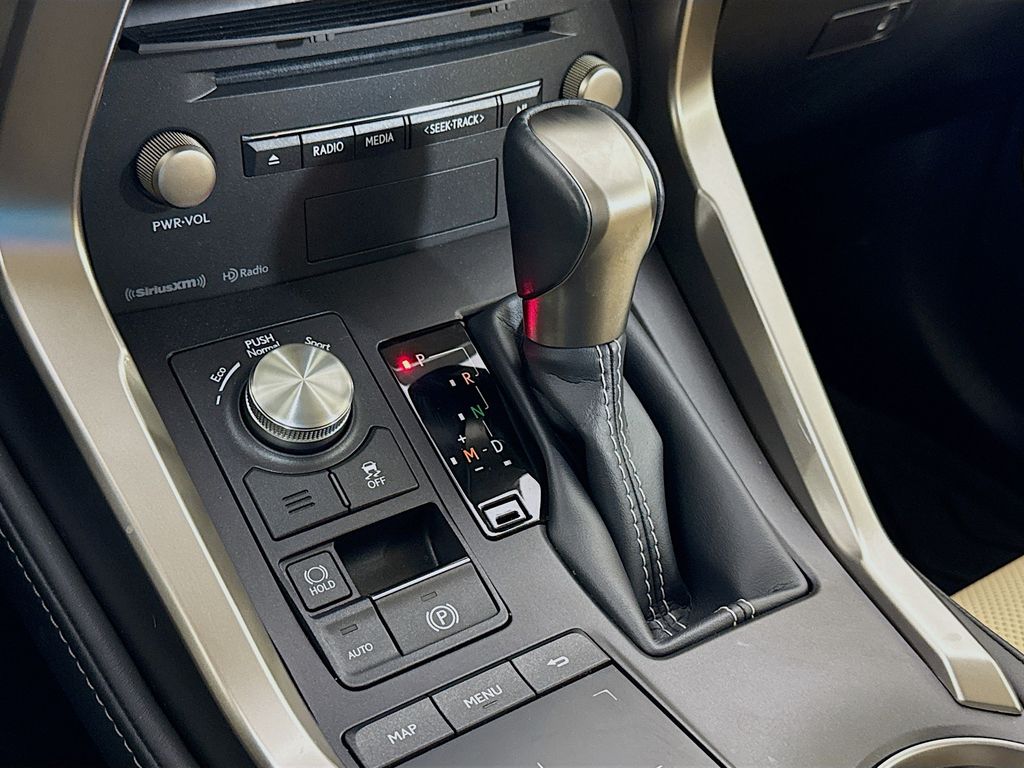 2021 Lexus NX 300 17