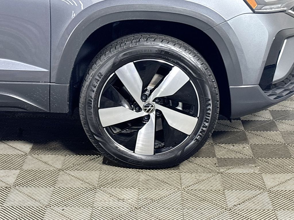 2024 Volkswagen Taos 1.5T S
