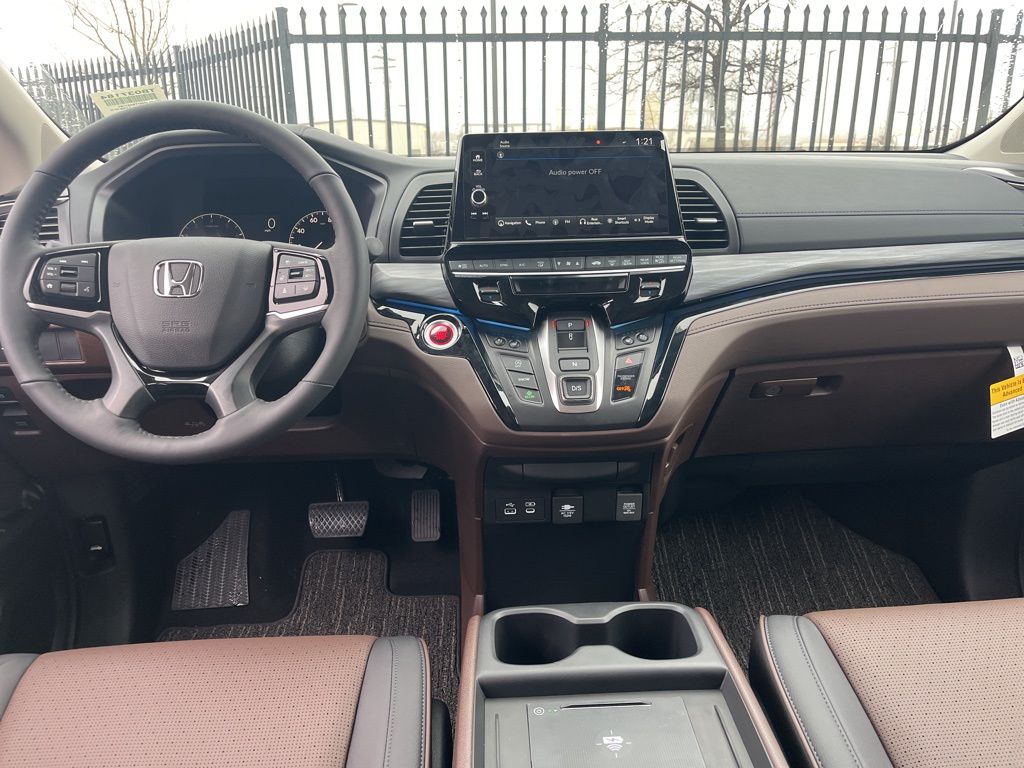 Thumbnail: 2026 Honda Odyssey - 9