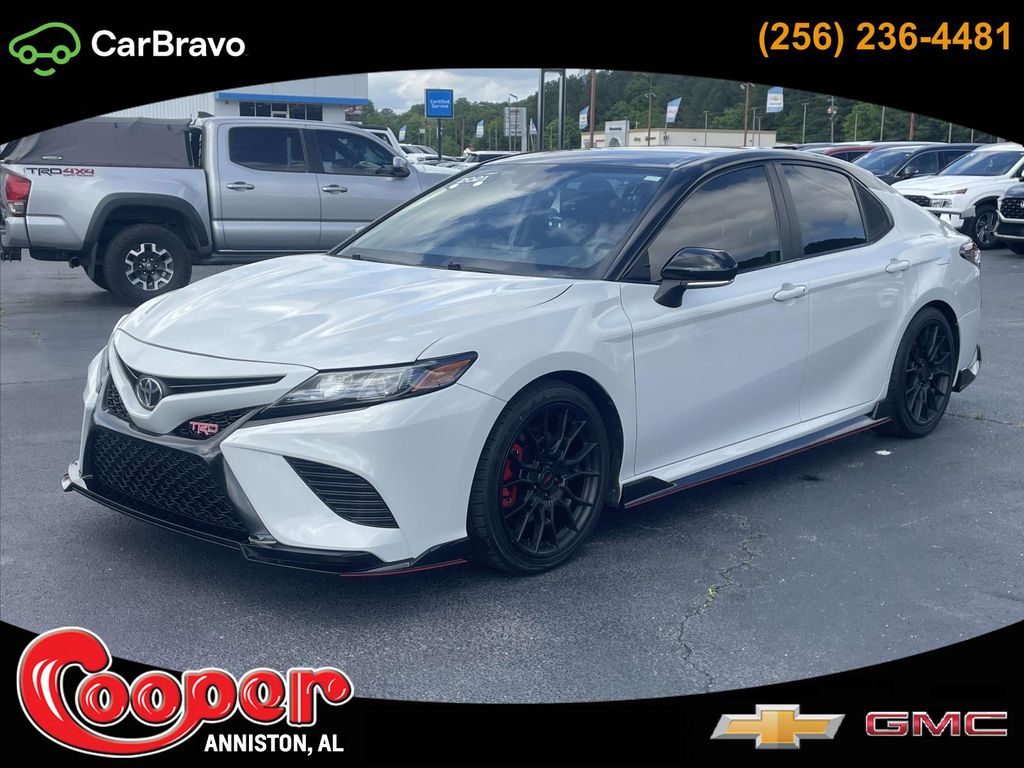 Midnight Black Metallic 2021 Toyota Camry Sedan Front-Wheel Drive 8-Speed Automatic